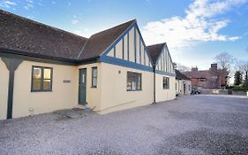 2 Home Farm South